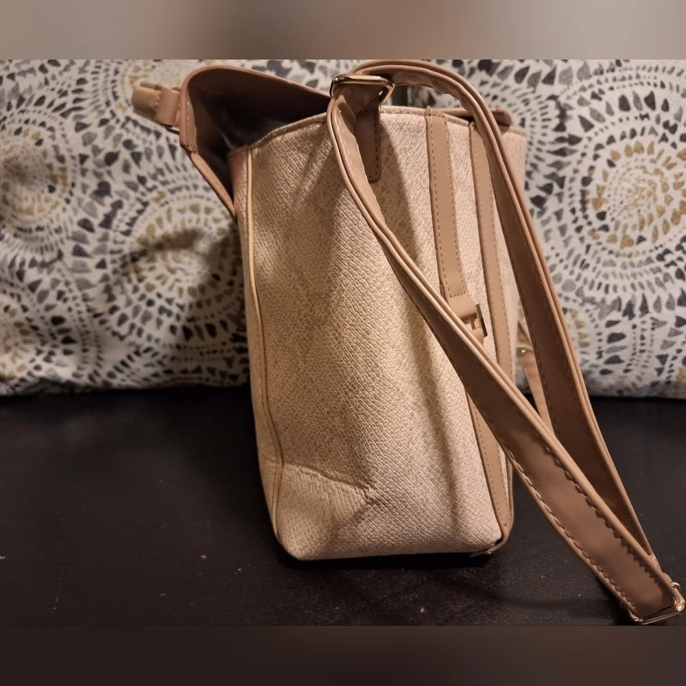 Just Fab Nude Snake Print Satchel